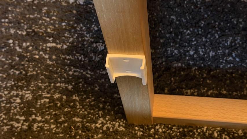 Siri_Remote_Halterung_Weiß_Shop_2026